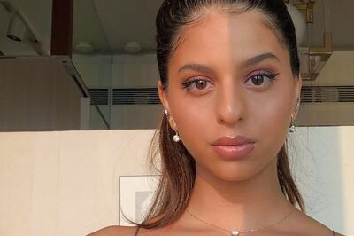 Suhana Khan Looks Ultra Glam As She Experiments With Makeup Amid Lockdown; See Pics