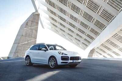 2019 Porsche Cayenne E-Hybrid Unveiled, Goes 0-100 Kmph in 4.7 Seconds