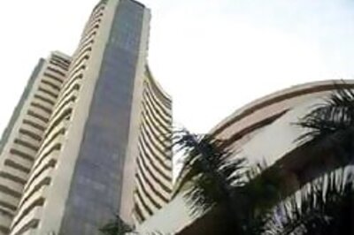 Mkt ends: Sensex loses over 135 points