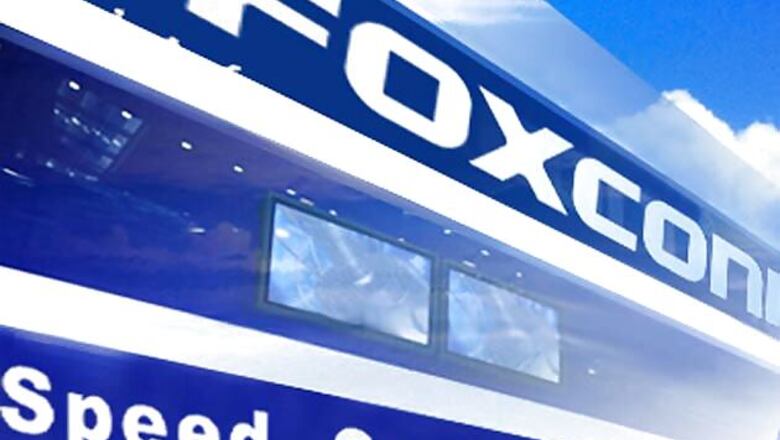 Workers protest at Foxconn plant in China
