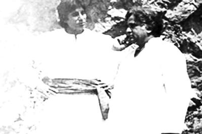 From Amitabh Bachchan's memoirs: Shooting of 'Ajooba'