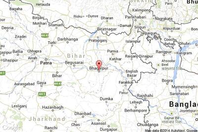 Furious with Ramdev's endorsement of Modi, Congress workers clash with his supporters