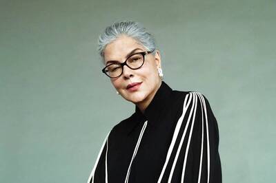 Zeenat Aman Seemingly Pokes Fun at Trolls 'Disapproving' Her 'Provocative Images' on Instagram