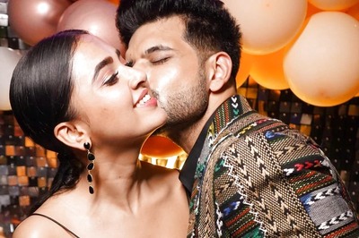 Karan Kundrra Plants a Kiss on Tejasswi Prakash’s Cheek in Latest Pics; Actress Calls Him ‘My Peace’