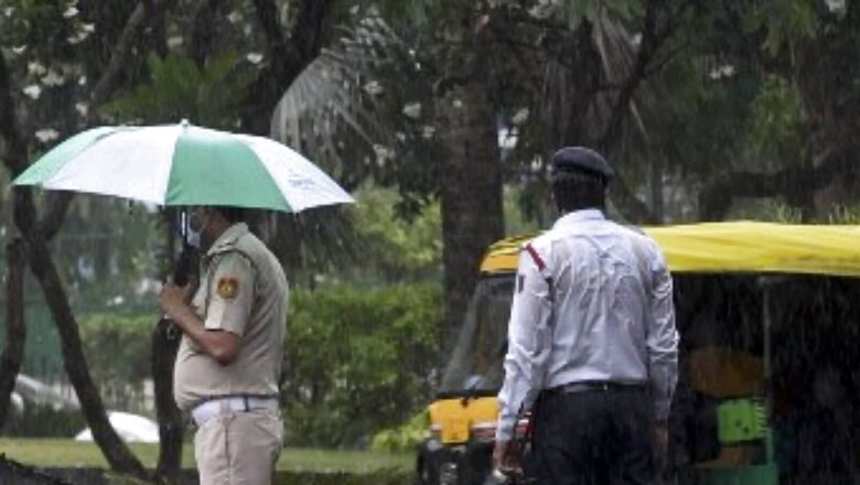 Rains, Change in Wind Direction Help Delhi Breathe Easy as AQI Improves from 355 to 80