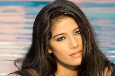 Poonam Pandey Debunks Arrest Rumours: I'm Home, Had Movie Marathon Last Night