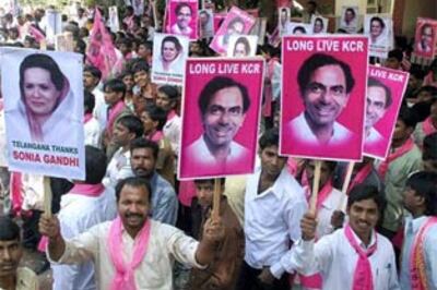 Congress, TRS fight in Telangana committee