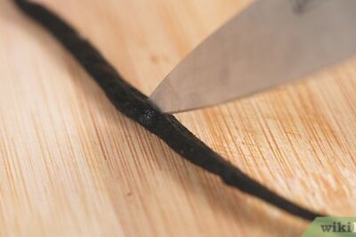 How to Make Vanilla Scented Perfume at Home