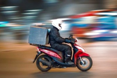 Zomato, Zepto 10-minute Delivery is Getting us High on a Drug Called Instant Gratification