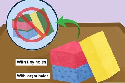 How to Sponge Paint With Kids