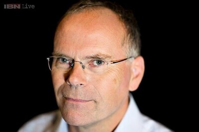 Scientists to serve lab-made burger from cow cells