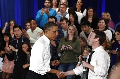Obama Warned Zuckerberg About Fake News on Facebook Last Year