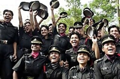 Women's groups: Boot Army general