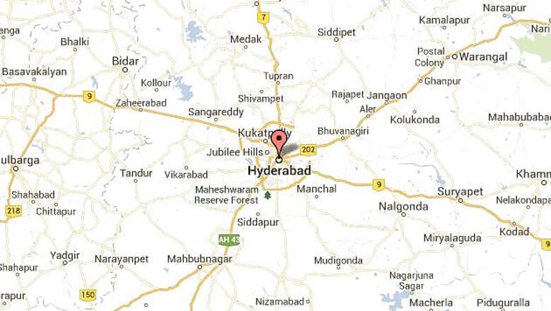 Lorry collides with vehicle, 6 dead, 4 injured