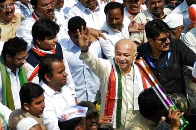 812 personnel deployed for security of 84 VIPs in Maharashtra: RTI