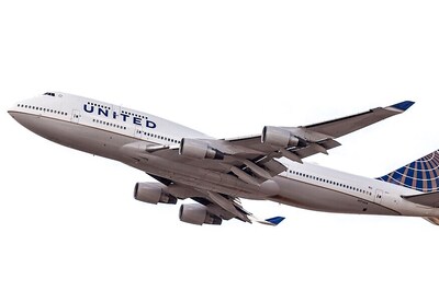 Indian Doctor Arrested For Groping Sleeping Teen on United Airlines Flight