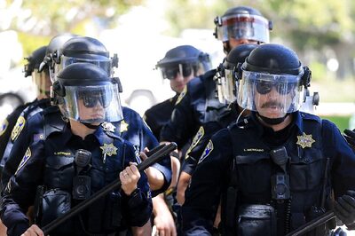 Blast Inside Southern California Courthouse Injures 2, Cops Detain One Suspect