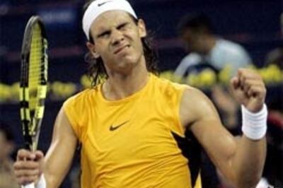 Gonzalez upsets Nadal, enters semis
