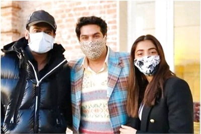 Radhe Shyam: Prabhas and Pooja Hegde Snapped Outdoors in Italy, See Pic