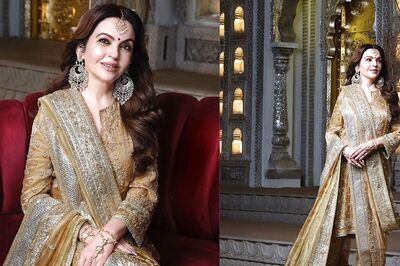 Nita Mukesh Ambani’s Royal Ode To The Classic Hyderabadi Khada Dupatta