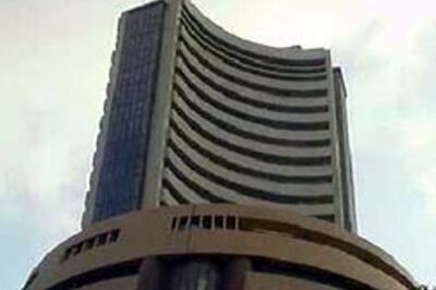 Markets end flat; IT, FMCG, pharma stocks disappoint