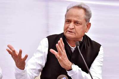 CM Ashok Gehlot Announces Free Anti-Covid Vaccine to All Above 18 in Rajasthan