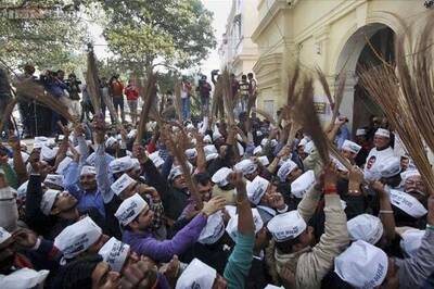 Delhi: BJP leads in 6 LS seats, AAP 1, Congress 0