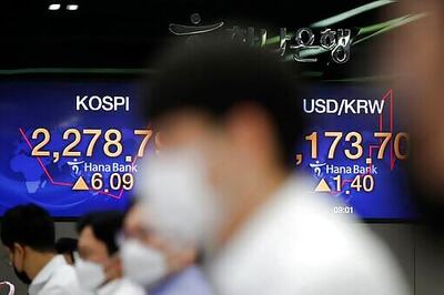 Asia Shares Up Ahead Of China Holiday, Presidential Debate