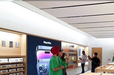 Apple Saket Store Tour: First Look At Delhi's Apple Store | Watch Video