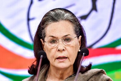 'Towering Personality': Sonia Gandhi Condoles Ram Vilas Paswan's Death, Says He Stood for Social Justice