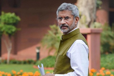 Jaishankar, Jairam Ramesh Lock Horns Over Oxygen Supply to Foreign Embassies by Youth Congress