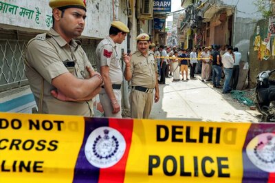 Man Stabbed Multiple Times Before Being Shot Dead Following a Quarrel in Delhi