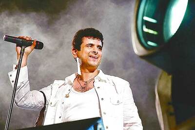 I feel embarrassed and humbled when someone compares me to Irrfan Khan and Nawazuddin Siddiqui: Palash Sen