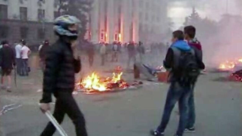 Ukrainian unrest spreads; dozens dead in Odessa