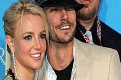 Oops! Britney does it again, back with ex-hubby?