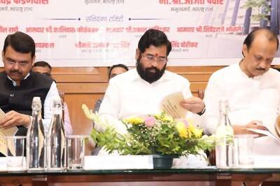 Maharashtra Cabinet Expansion to be Delayed Amid Differences Post Ajit Pawar's Entry