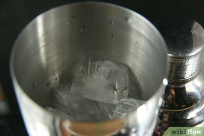 How to Make a Grasshopper Martini