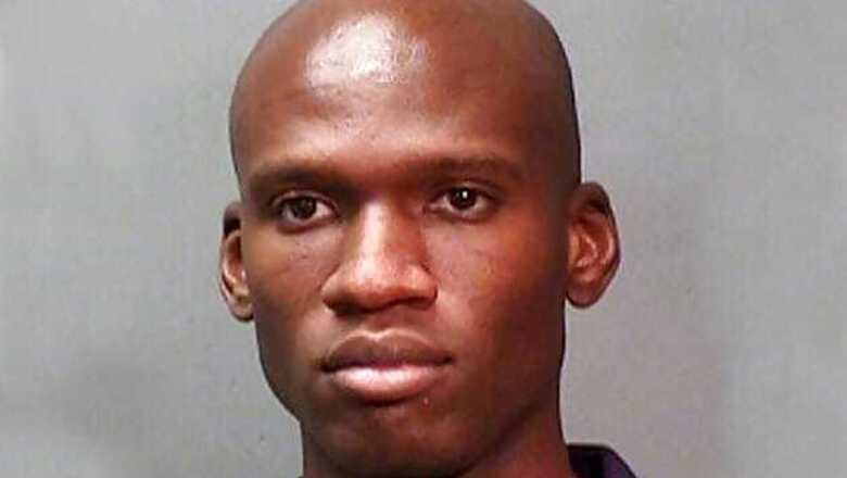 US Navy Yard shooting: 13 people including gunman dead