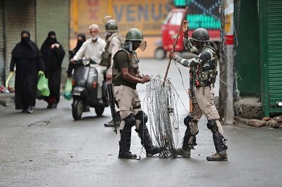 Day Curfew Lifted in Kishtwar, Search On for Suspects Who Snatched Rifle from PDP Leader's PSO