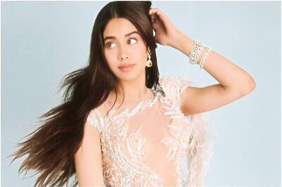 Janhvi Kapoor Recalls Mother Sridevi's Advice to 'Never Depend on Anyone'