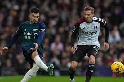 Premier League: Arsenal Taste Defeat at Fulham, Miss Out on Chance to Top Table