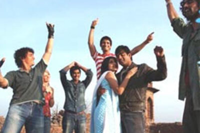 India goes Ru Ba Ru to roll on