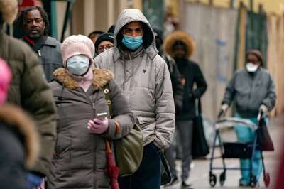 US Coronavirus Cases Top 1 Million as Projected Death Toll Rises