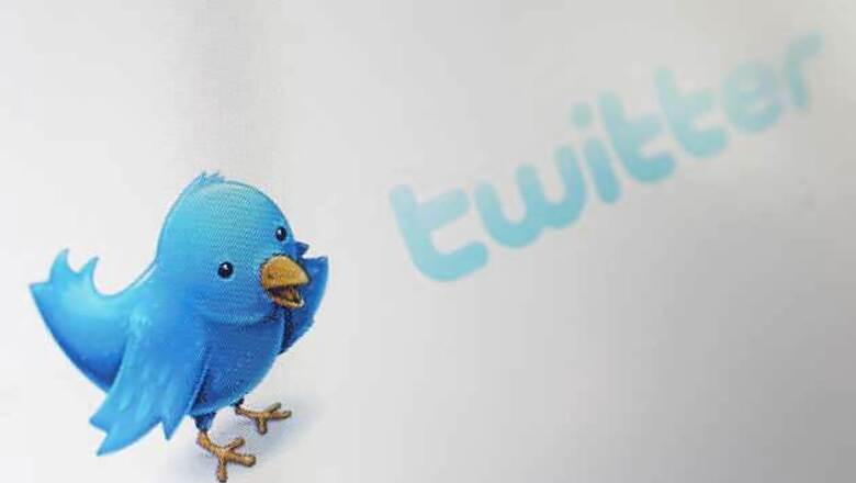 Guardian newspaper's Twitter feeds hacked