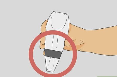 How to Use a Wine Aerator