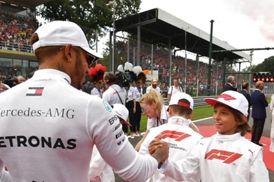 'Hamilton's Heir': Photograph of Lewis Hamilton and His Successor Kimi Antonelli Goes Viral - See Pic