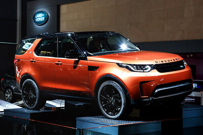 New Land Rover Discovery Launched in Record-Breaking Form
