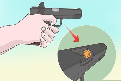 How to Clear a Cartridge Jam in a Handgun