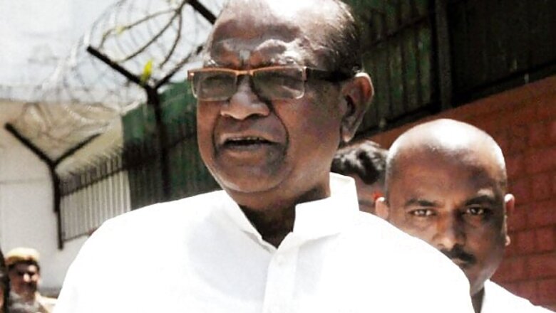 Bangaru Laxman moves HC against his conviction