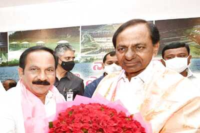 KCR Announces Names of 6 Candidates Ahead of Nov 29 Polls, Retains Gutha Sukhender Reddy, Kadiam Srihari